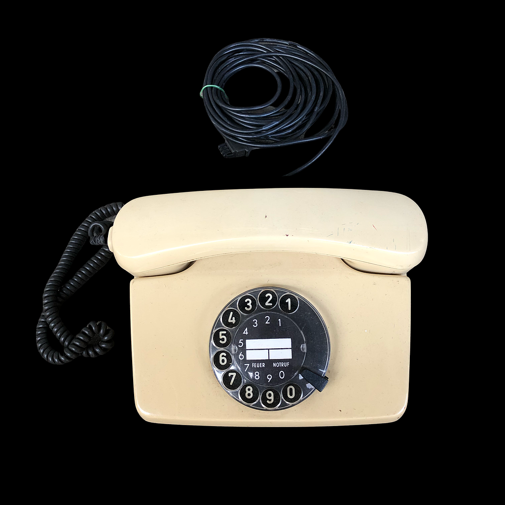 beiges Wählscheibentelefon 80er Jahre