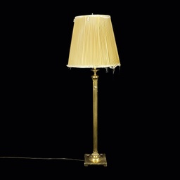 [LMP0069] Stehlampe mit klassischem Schirm
